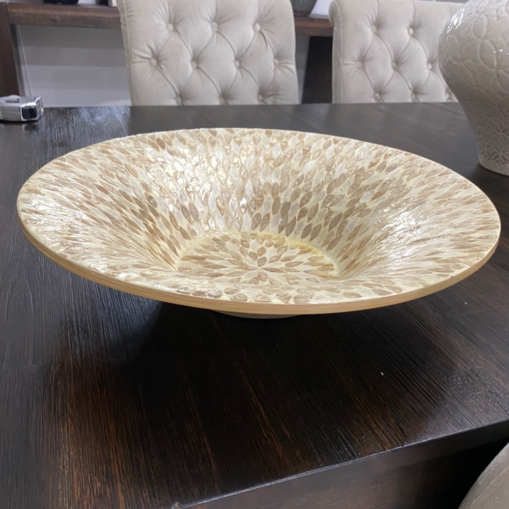 Decorative bowl